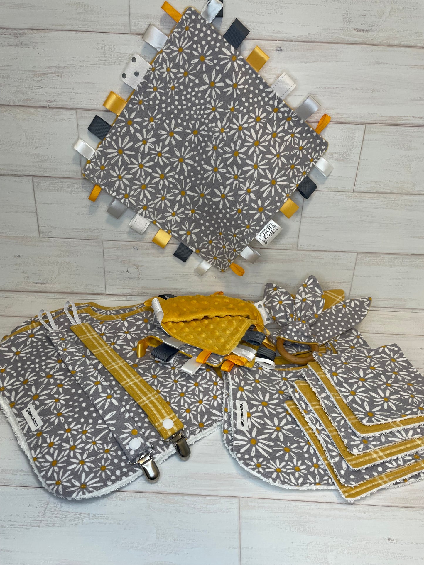 Daisy Floral Medium Bundle