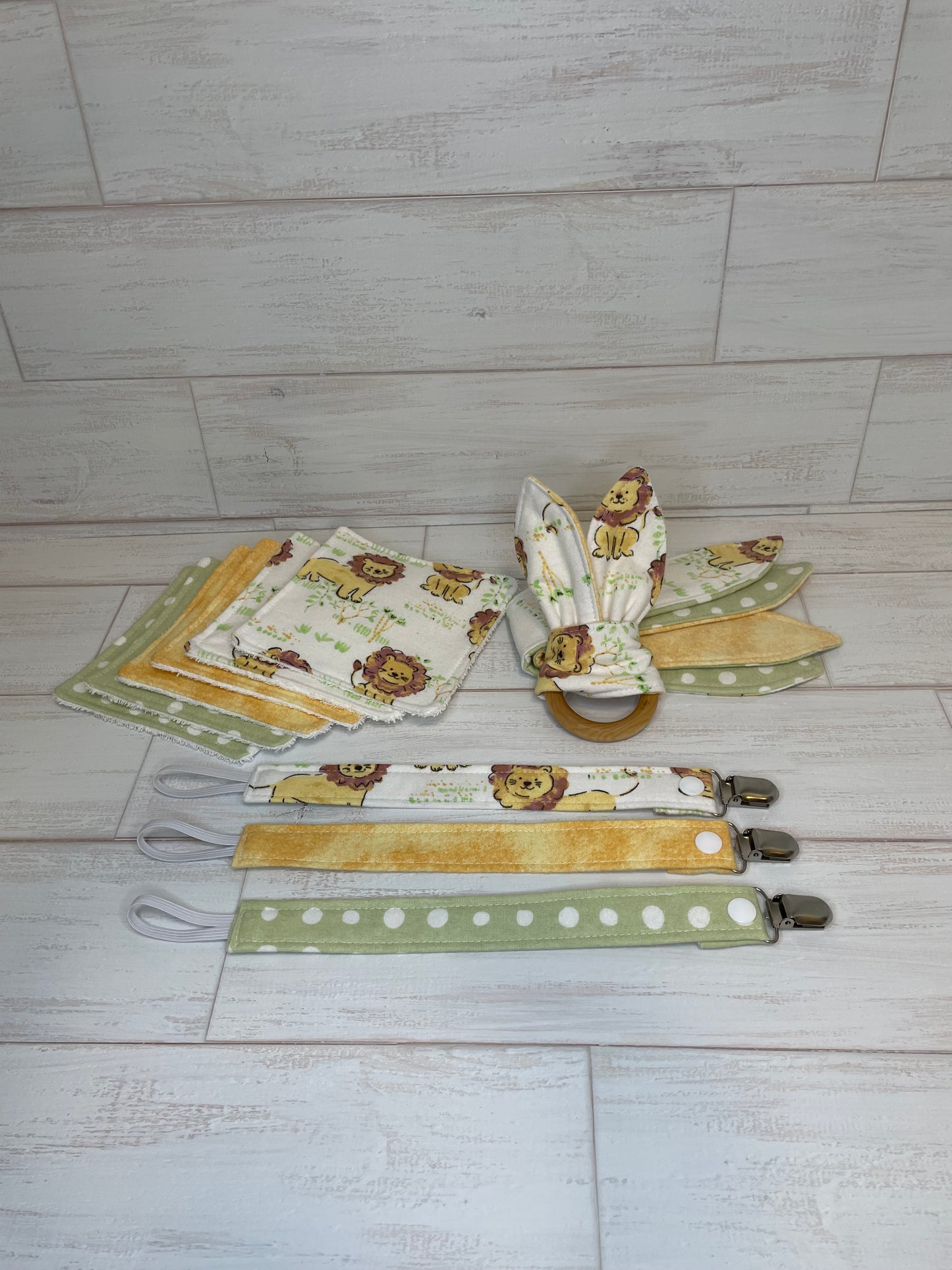 Lion Safari Animal Medium Bundle