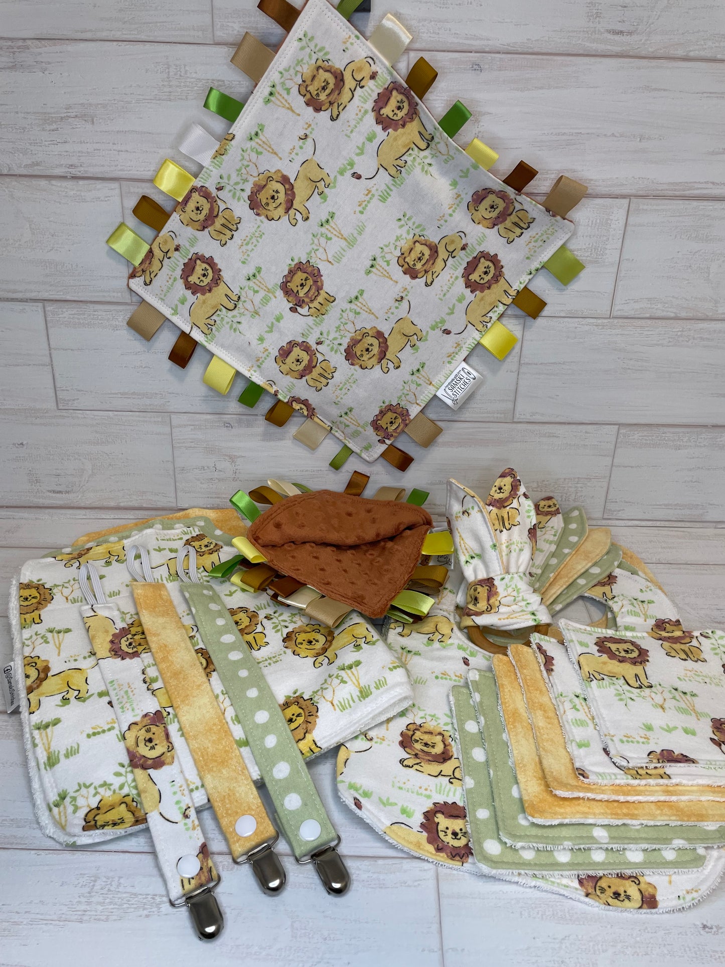 Lion Safari Animal Medium Bundle