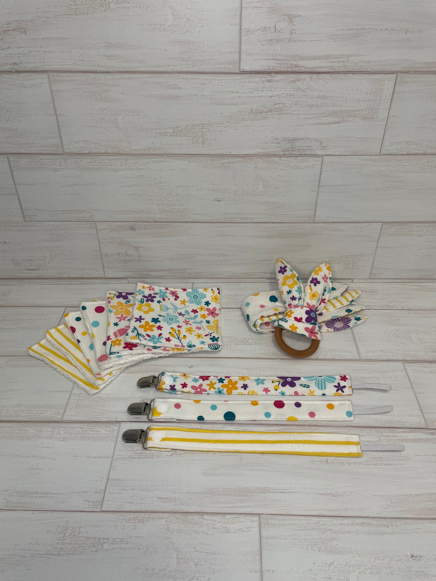 Multicolor Floral Medium Bundle
