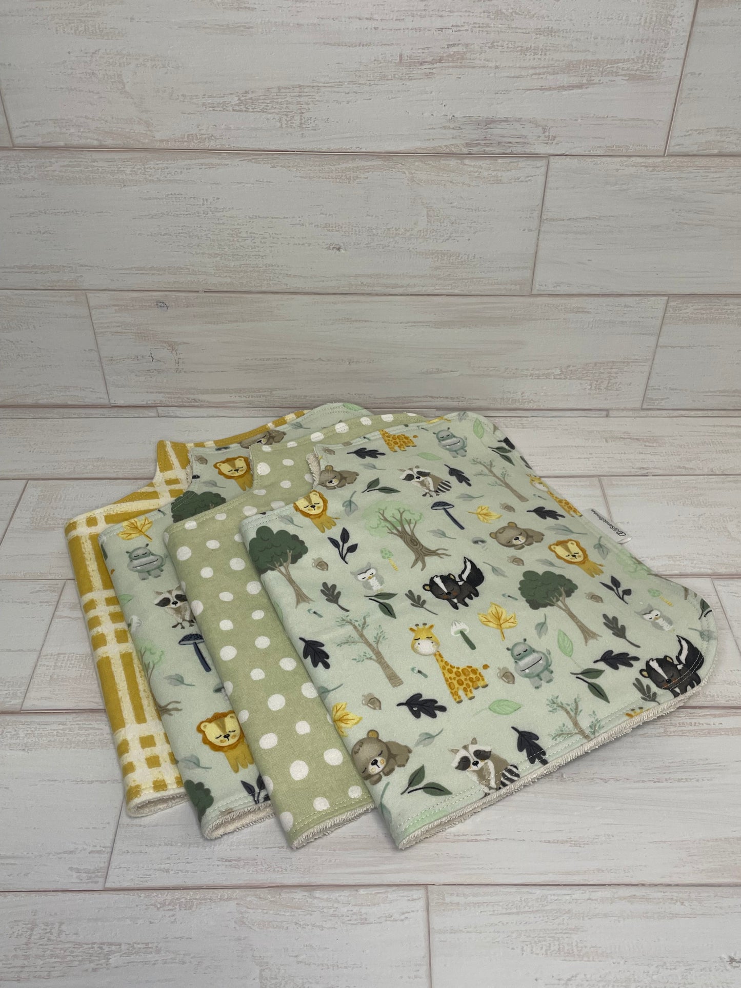Mint Neutral Animals Medium Bundle