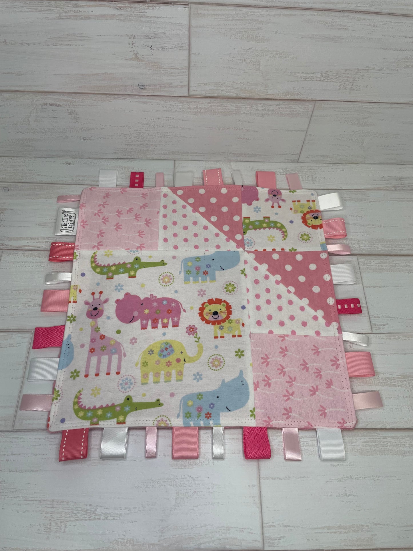 Animal on White with Dots Sensory Taglet