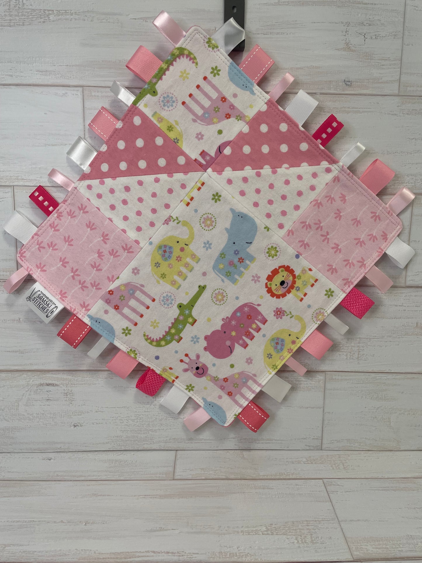 Animal on White with Dots Sensory Taglet