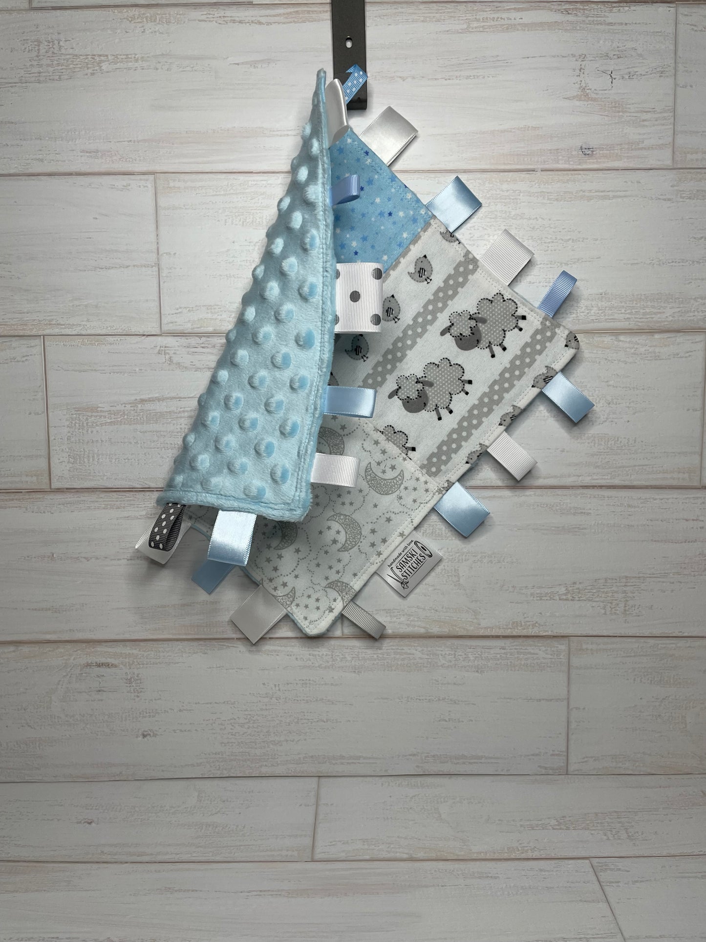 Multi-Pattern with Sheep Sensory Taglet