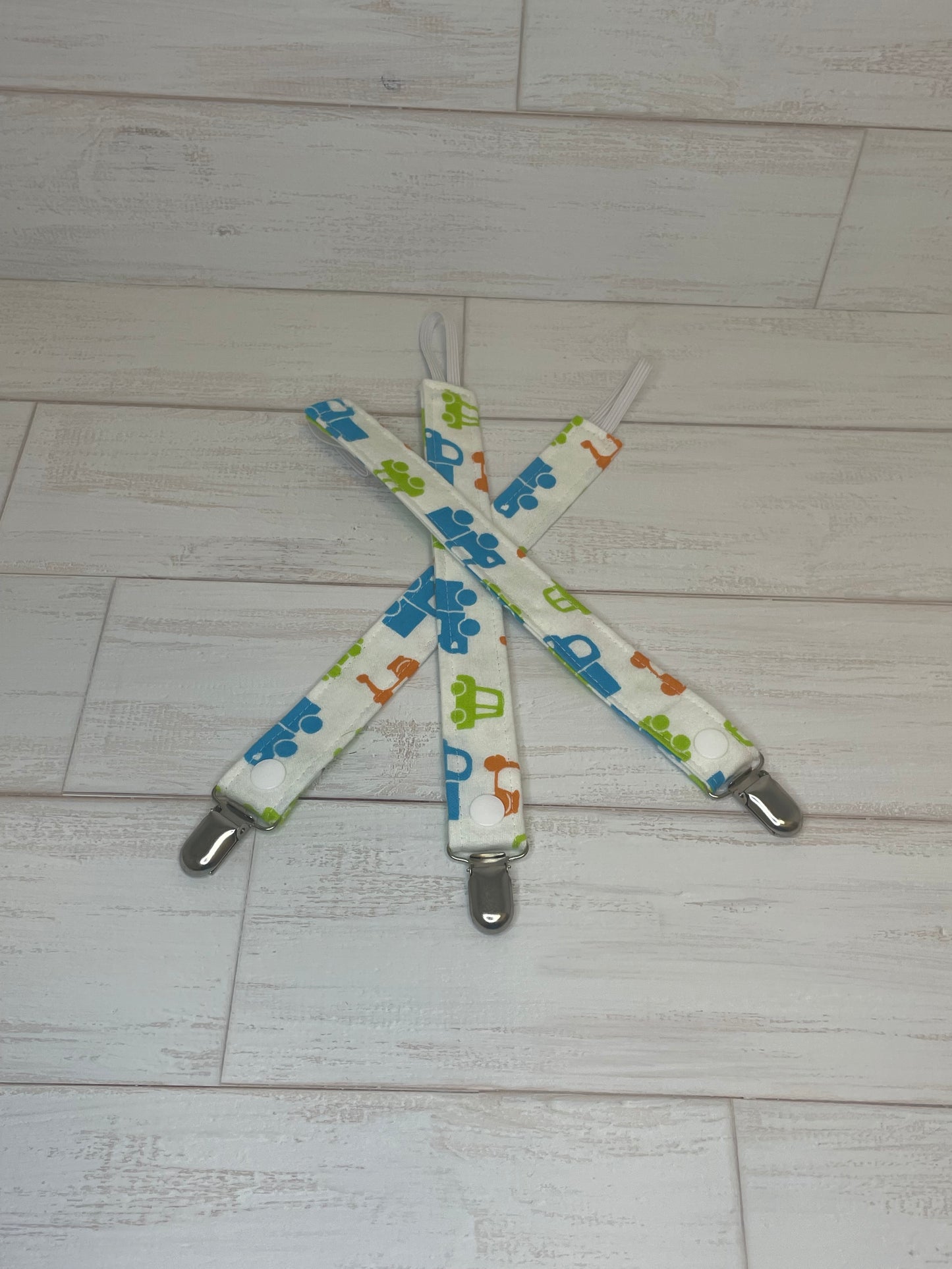 Cute Vehicle Themed Paci Clip