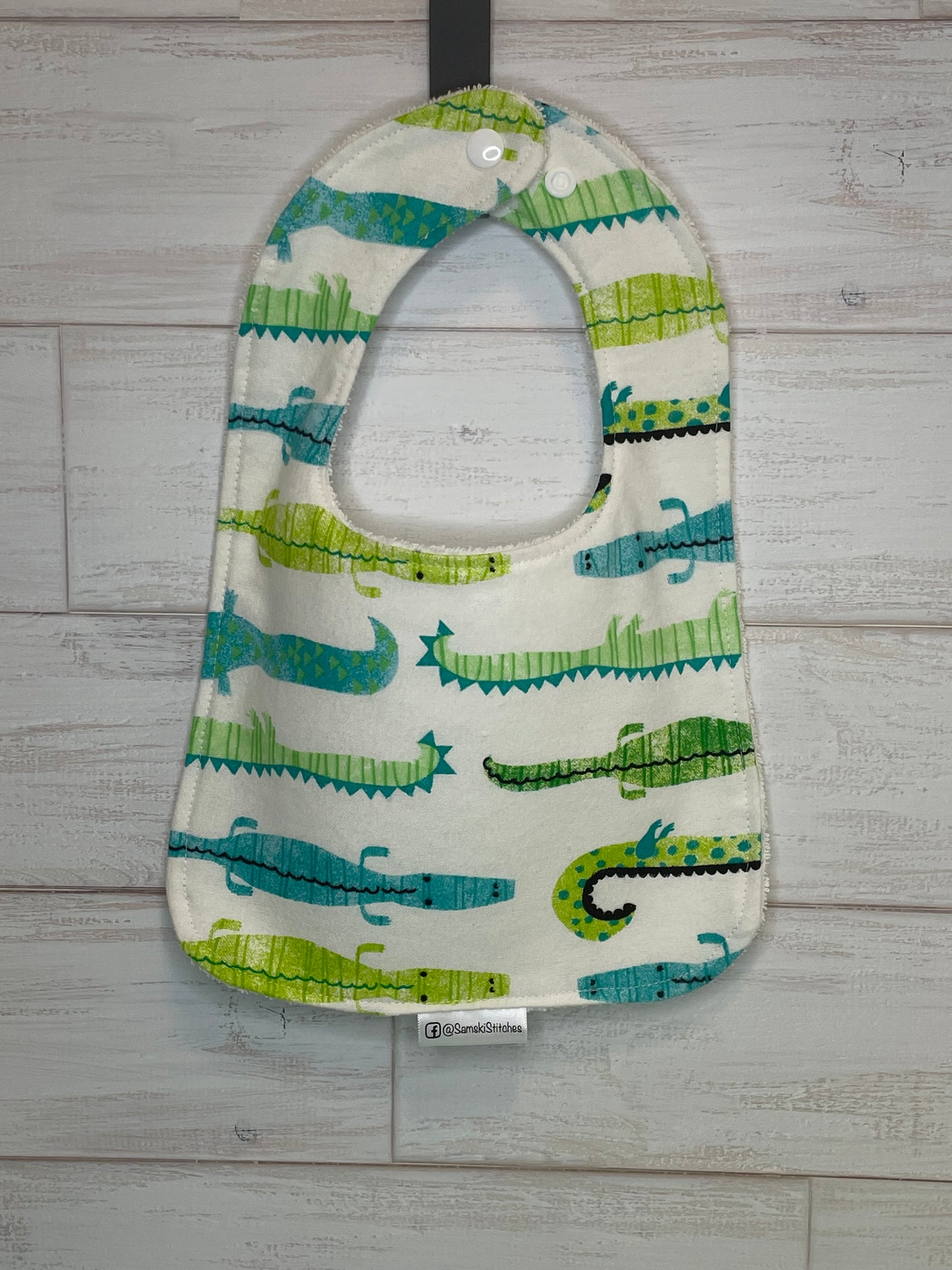 Alligator Coordinating Themed Bibs