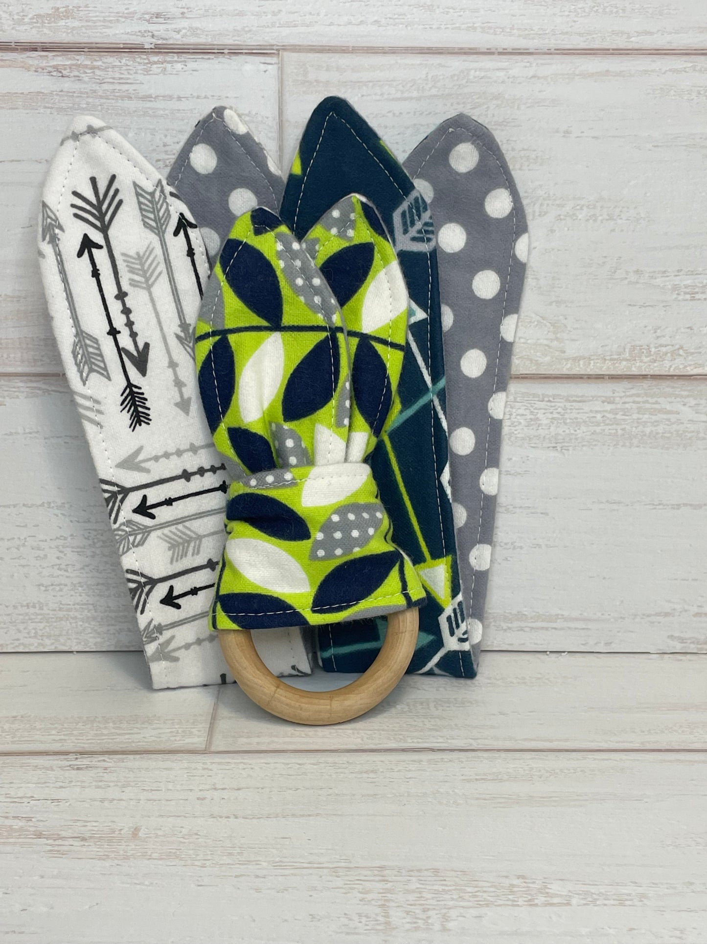 Abstract Leaves and Arrows Themed 3 Piece Teether Tie Set
