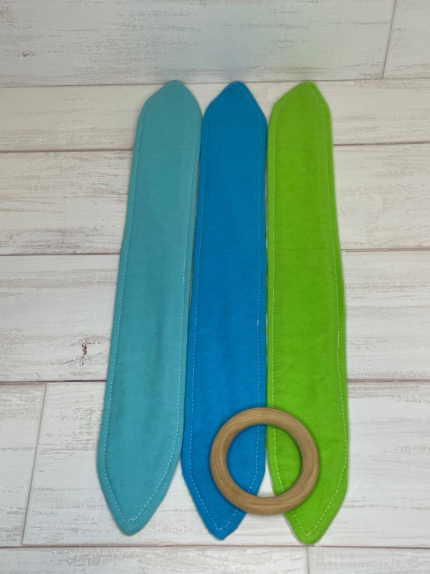 Cute Vehicles Themed 3 Piece Teether Tie Set