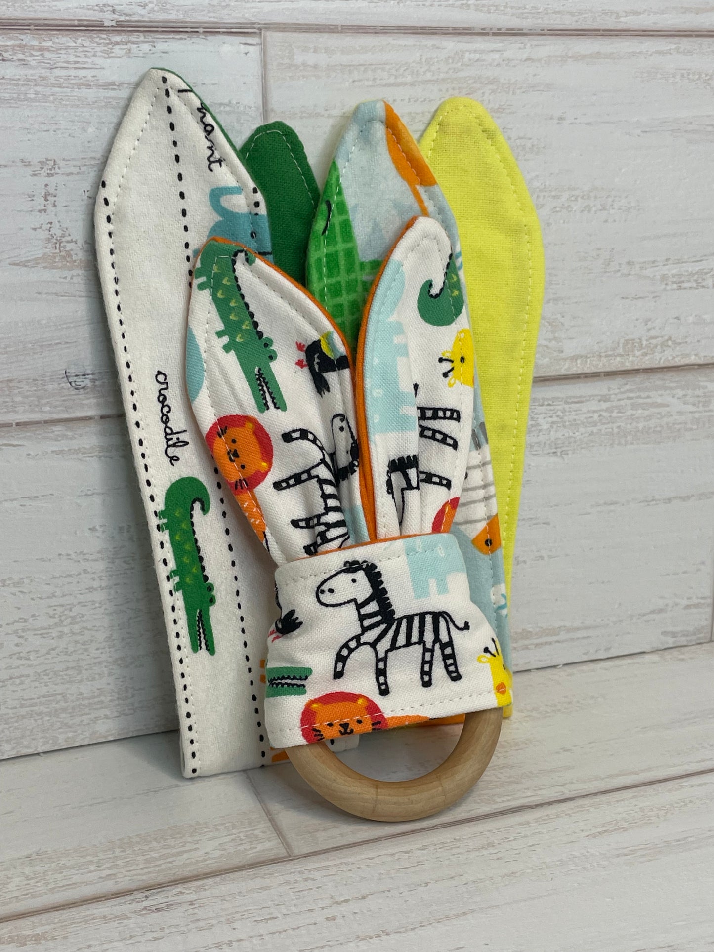 Safari Animals Themed 3 Piece Teether Tie Set