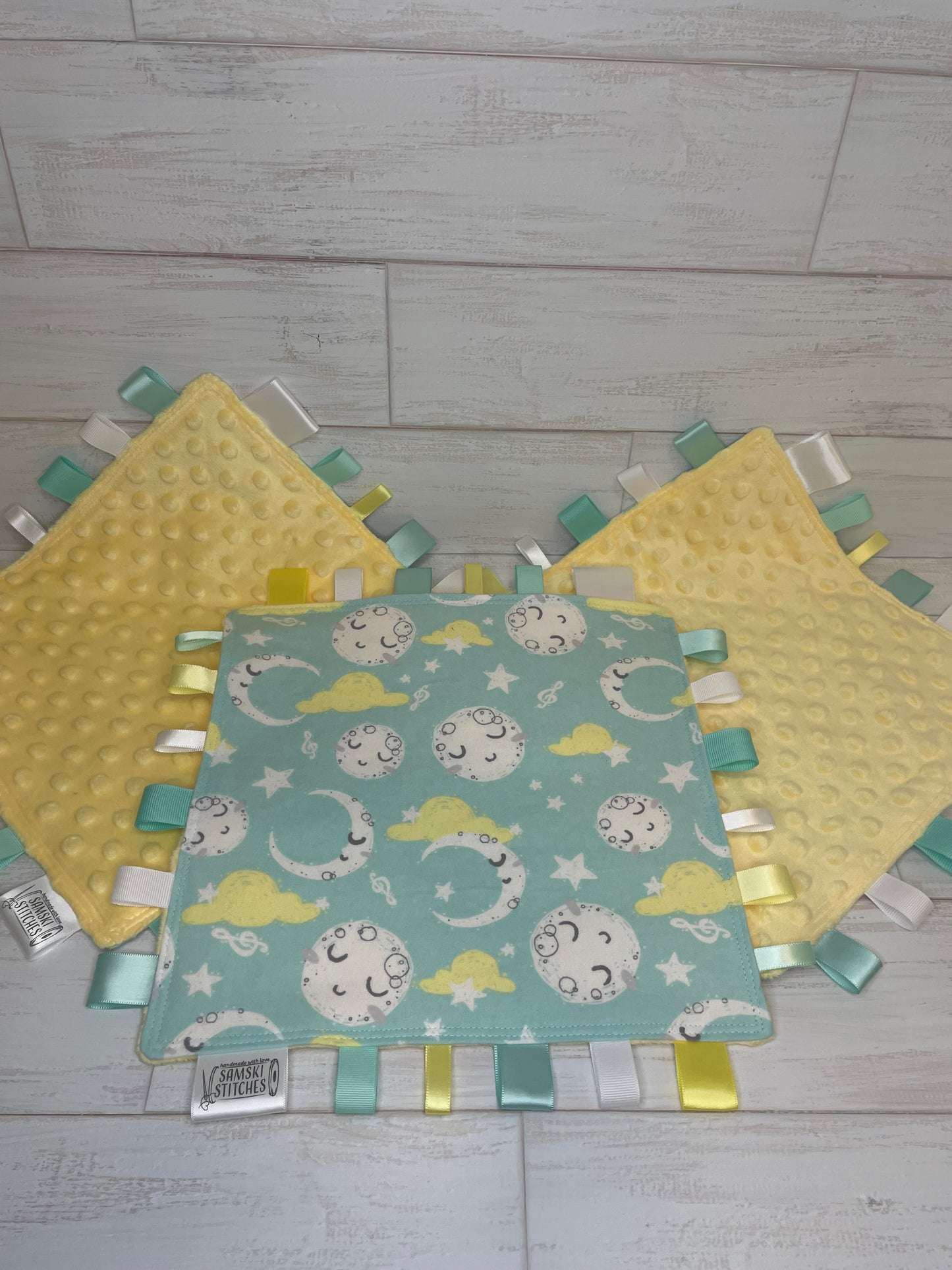 Moon and Stars Mint Taglet