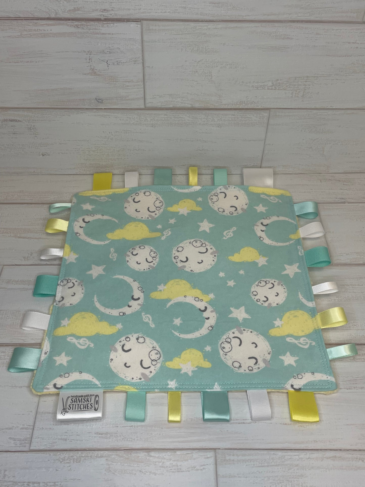 Moon and Stars Mint Taglet