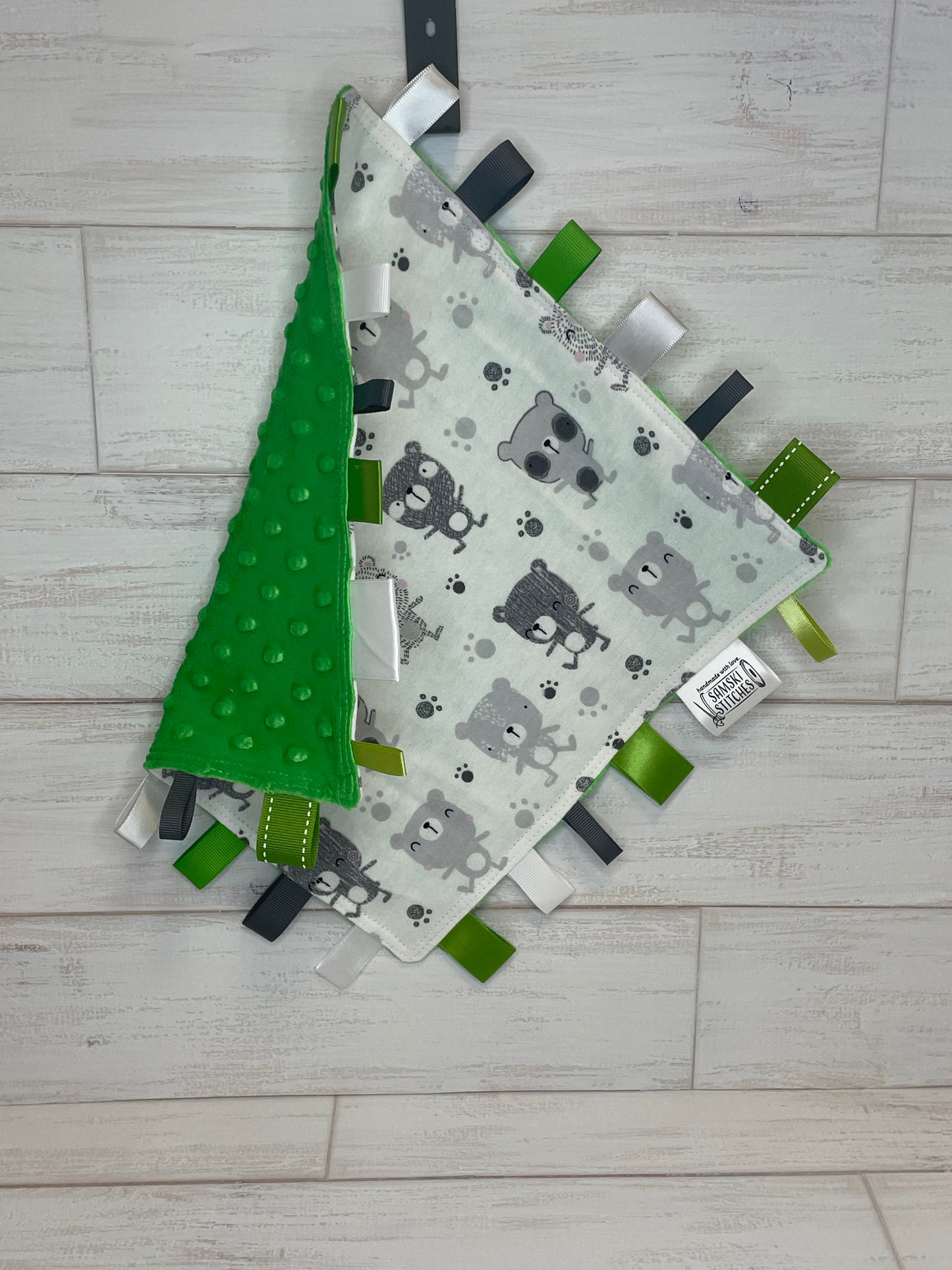Monochrome Bear & Green Taglet Set of 2