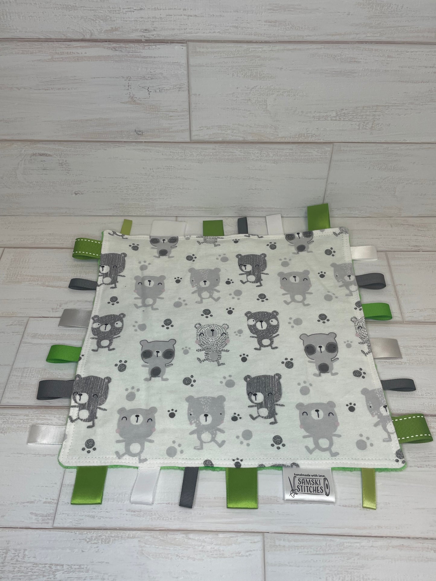 Monochrome Bear & Green Taglet Set of 2