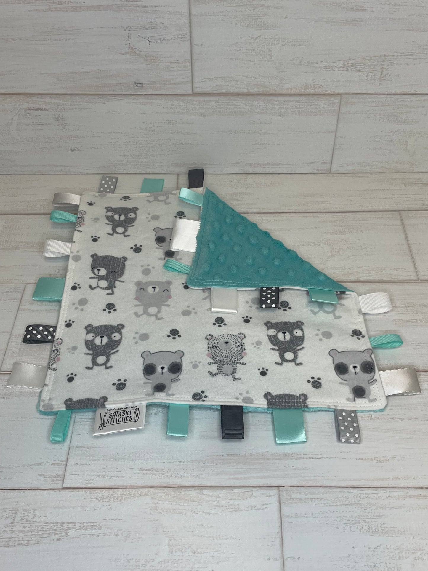 Monocrome Bear & Light Blue Sensory Taglet
