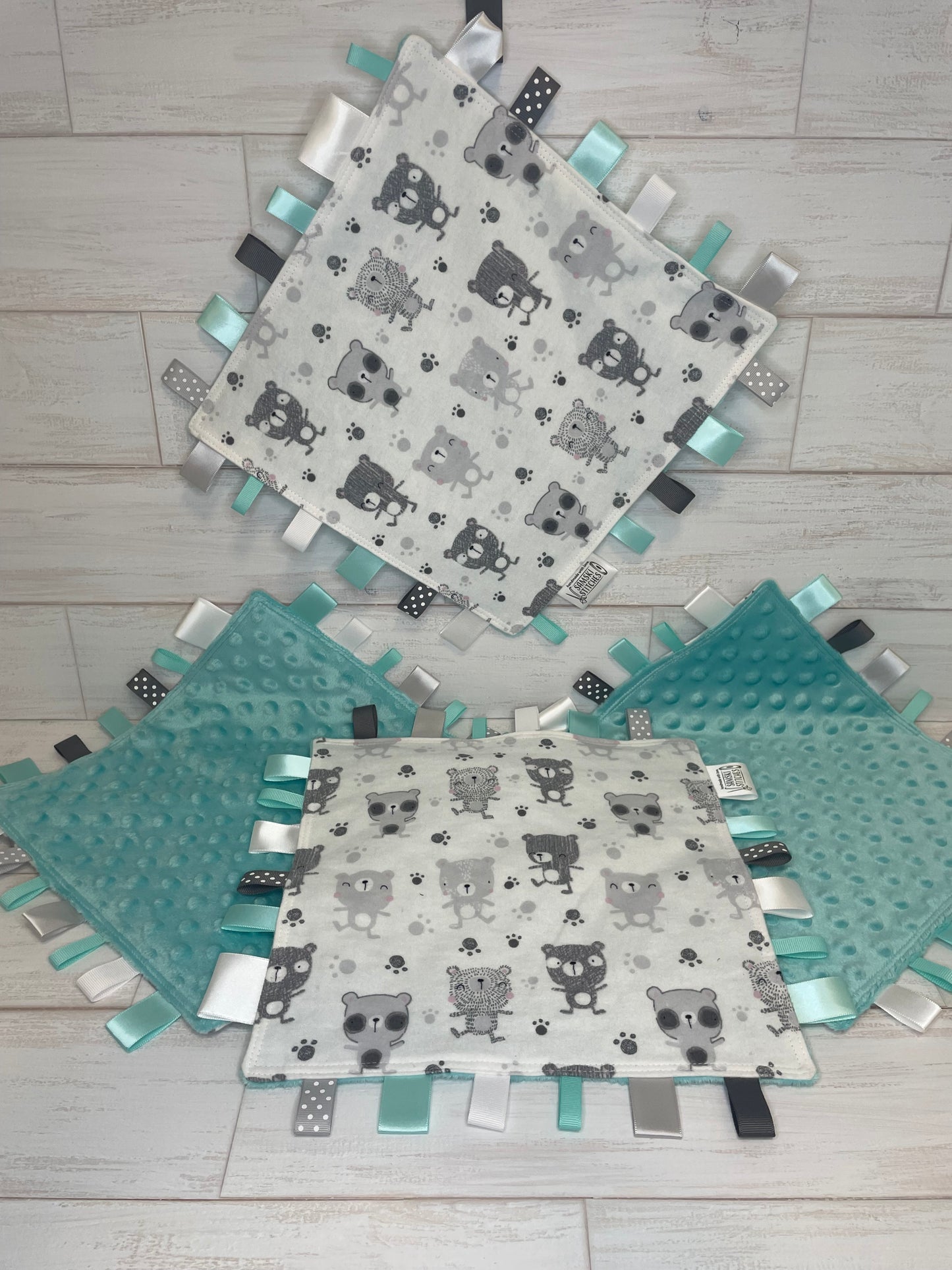 Monocrome Bear & Light Blue Sensory Taglet