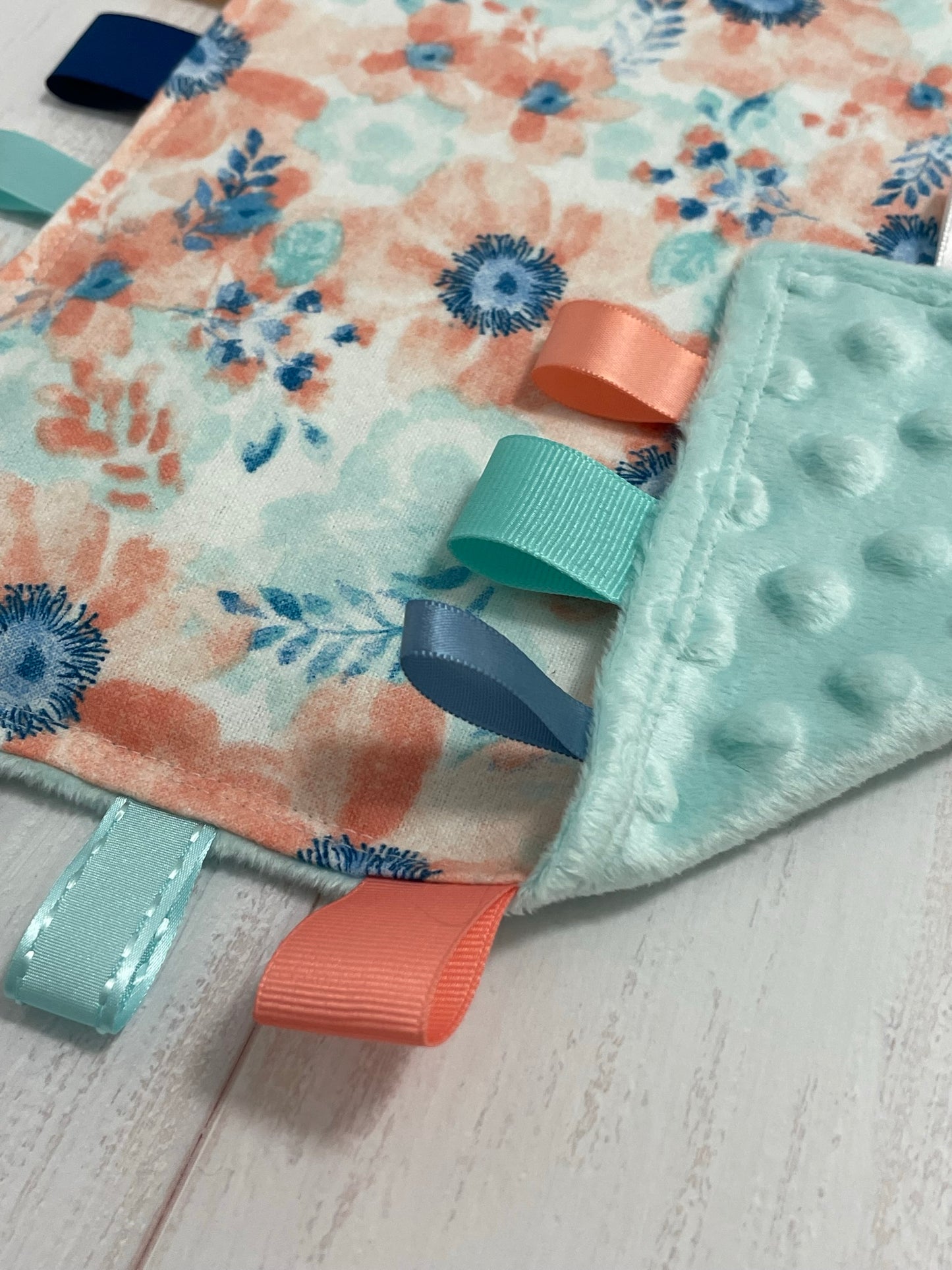 Mint & Coral Floral Taglet